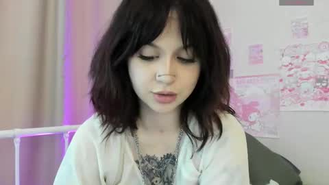 Mary x online show from November 24, 6:59 am