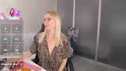 Mary online show from September 8, 6:18 pm