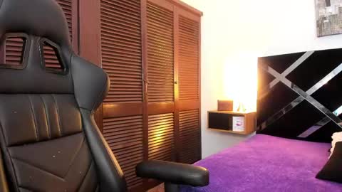 Scarlet  online show from April 15, 7:58 pm