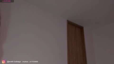 Eve   Independent model online show from February 17, 3:55 pm