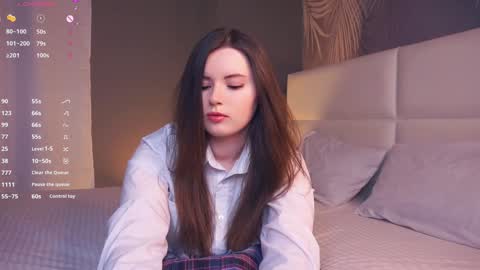 Snapshot of maudhaskell chatting on January 25, 4:09 pm Lily online show from January 25, 4:09 pm