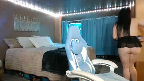 mavismable online show from October 30, 5:10 am