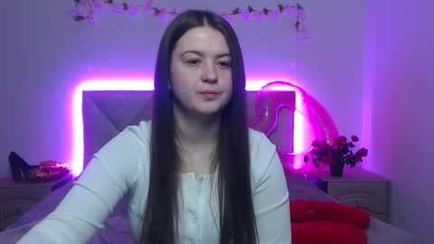 MavkaCute online show from March 25, 8:01 pm