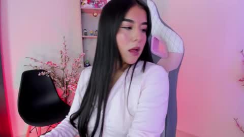 MAVY online show from February 25, 7:23 pm