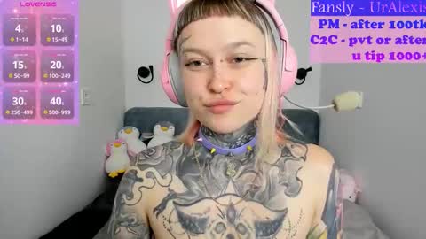 Snapshot of max69alexa chatting on October 20, 6:38 am Ur sweet heart online show from October 20, 6:38 am