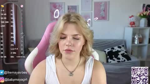 Snapshot of maya_blonde18 chatting on September 29, 5:34 am Maya online show from September 29, 5:34 am