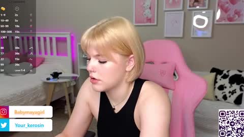 Snapshot of maya_blonde18 chatting on March 3, 3:38 am Maya online show from March 3, 3:38 am