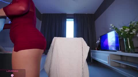 Snapshot of mayabaee1 chatting on October 14, 2:03 am Maya online show from October 14, 2:03 am