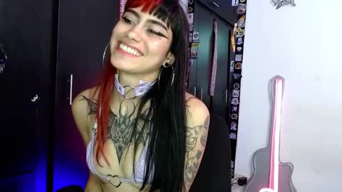 mayaredd online show from December 16, 1:10 am