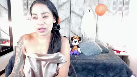 Nicolle Ruselle   Hello my lovely  schedule for great fun from  630 am and end 800 pm Colombian time I wait for you online show from October 19, 12:51 pm