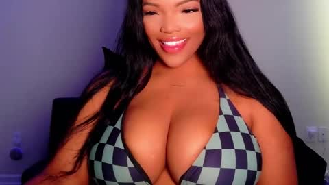 MayBabi online show from June 2, 12:17 pm