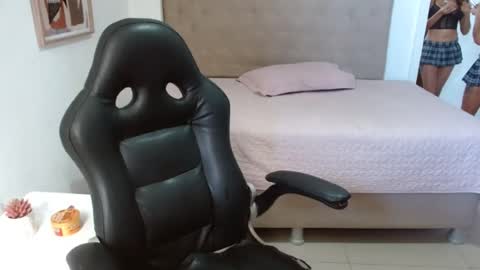 MAYA online show from July 30, 7:04 pm