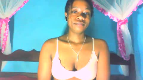 mayrah online show from March 7, 5:17 pm