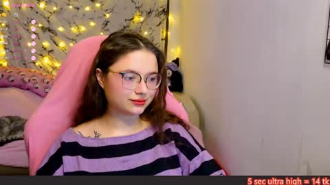 Snapshot of me_hanna chatting on January 25, 12:17 am Hanna online show from January 25, 12:17 am