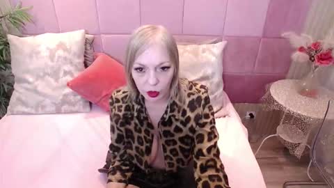 meamandax online show from March 21, 8:19 am