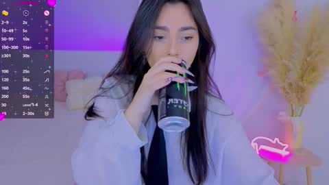 Dina online show from March 27, 9:26 pm