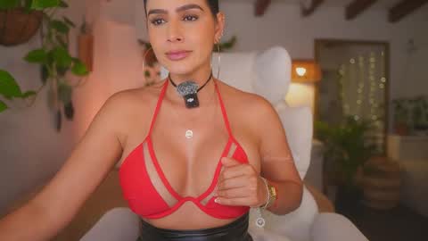 Andrea  online show from December 13, 7:53 pm