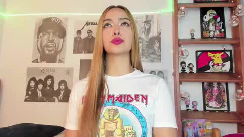 Emily online show from February 25, 1:09 am