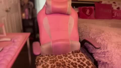 Southern Peach online show from April 9, 7:52 pm