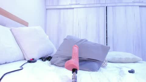 megan online show from April 11, 6:30 am