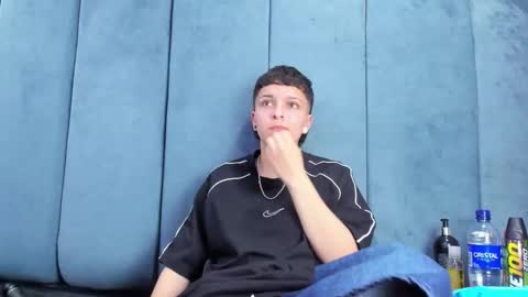 megan_thompsonn_ online show from March 4, 2:18 am