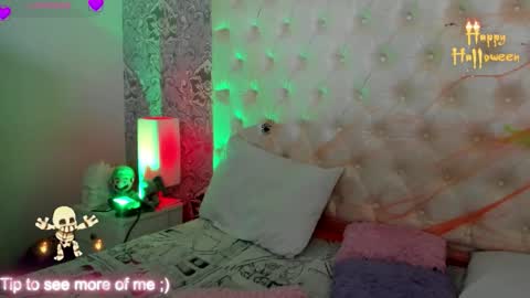 megan_tower online show from November 2, 7:17 pm