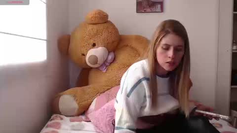 MEGAN online show from March 10, 6:56 pm