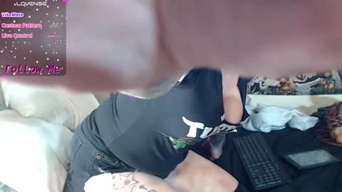 Lovely Megan online show from December 27, 1:32 am