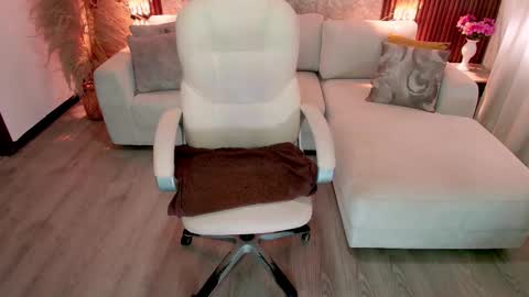 Megan  online show from January 10, 7:29 pm