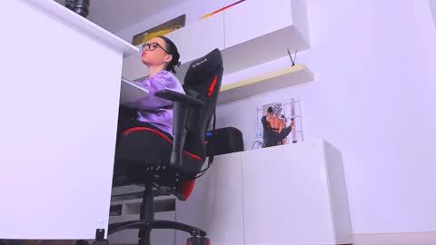 Megan online show from February 9, 8:13 pm