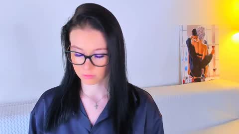 Megan online show from April 25, 7:00 pm