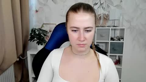 Megan online show from June 11, 11:40 am