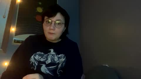 Megeggs online show from December 1, 6:28 am