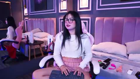 Mekari . online show from April 7, 7:05 pm