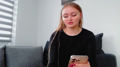 Melania online show from January 6, 12:09 pm