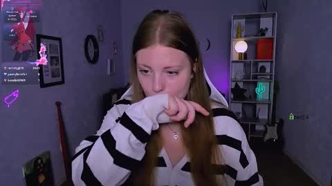 Snapshot of melani_bumm chatting on September 21, 12:04 pm melani_bumm online show from September 21, 12:04 pm