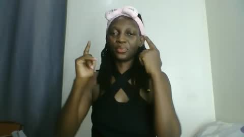 milly online show from October 24, 10:28 pm