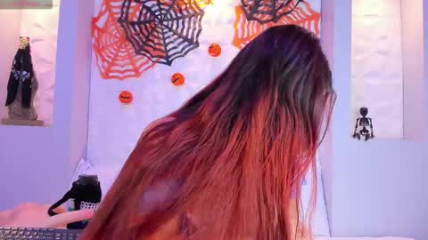 Melanie online show from November 1, 11:36 am