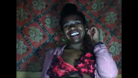 melanih online show from September 9, 1:33 pm