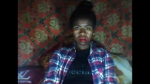 melanih online show from October 19, 3:52 am