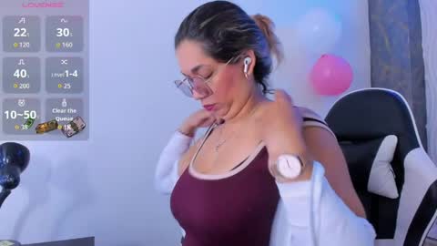 Melisa online show from April 10, 1:28 pm