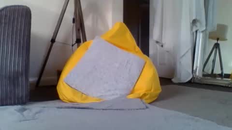 Melissa online show from December 2, 11:45 am