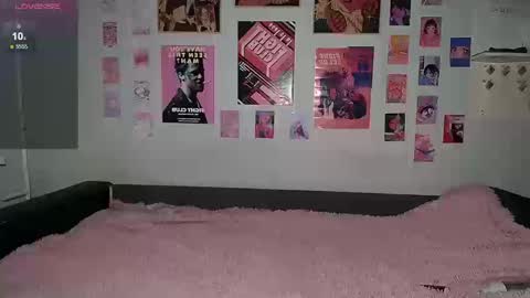 Missi online show from March 13, 9:10 am