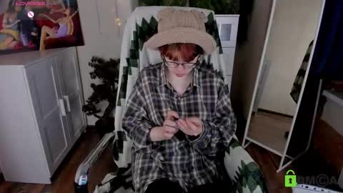 Melissa online show from November 30, 3:38 pm