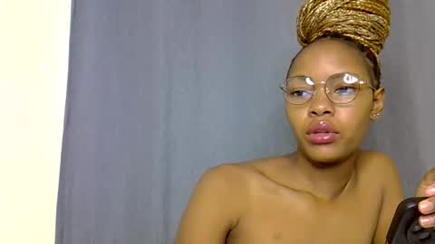 melissah_hot online show from March 3, 8:20 am
