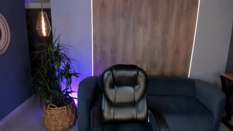 Call me Meli online show from March 25, 4:06 am