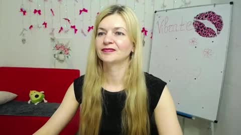 Melissa online show from April 28, 11:36 am