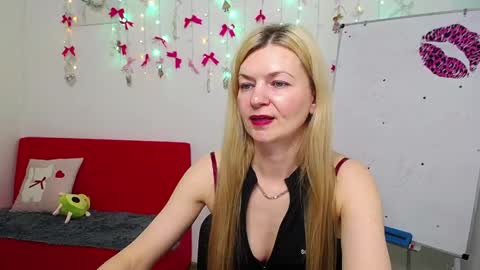 Melissa online show from April 23, 12:29 pm