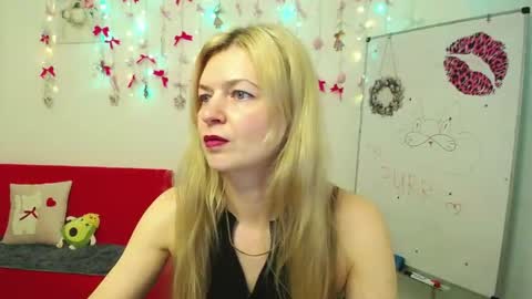 Melissa online show from April 1, 11:44 am