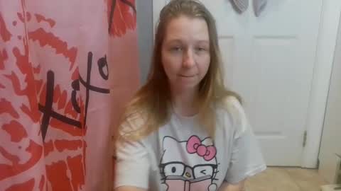 Melody Moral Lynn online show from March 1, 8:10 pm